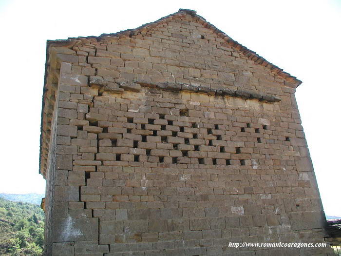 FACHADA DE PONIENTE